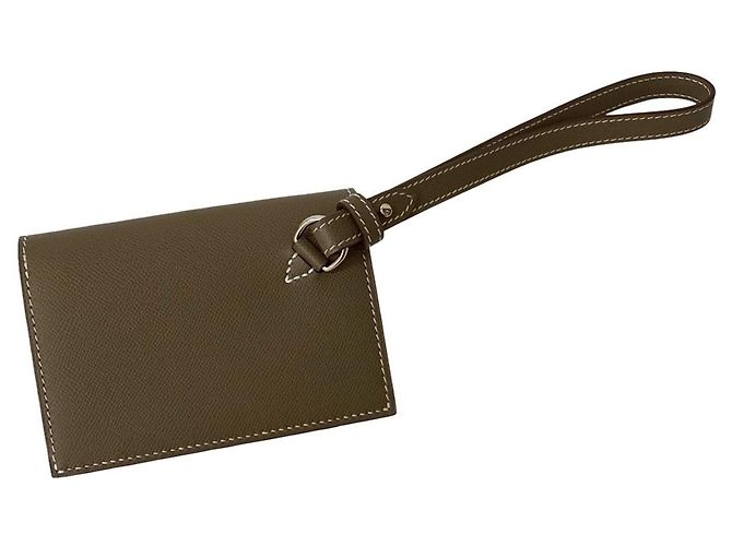 Billetera Slim Kelly de Hermès Castaño - vista 2