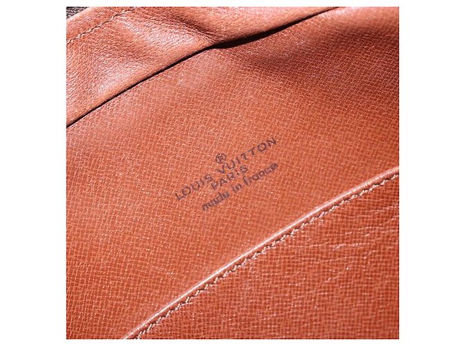 LOUIS VUITTON Pochette Compiegne 23 M51847 Auth LV ep9937 Monogramma - vista 17