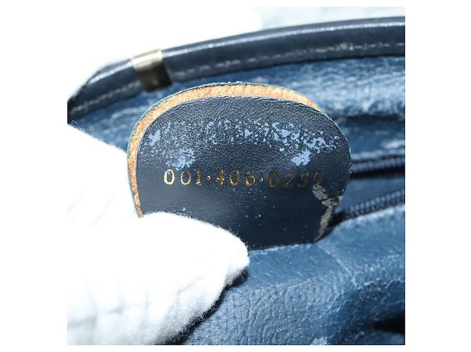 Gucci Borsa a Spalla Micro GG Supreme PVC Navy Gold Auth 135606 D'oro Blu navy - vista 12
