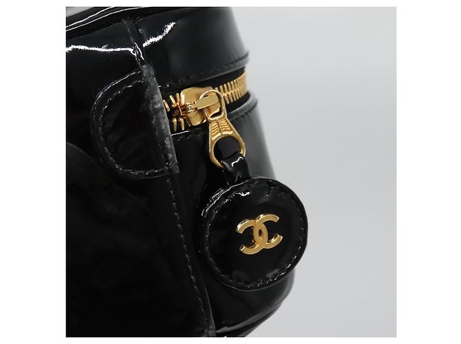 CHANEL Pochette Vanity Pelle verniciata Nera Oro CC Auth 136084 Nero D'oro - vista 7
