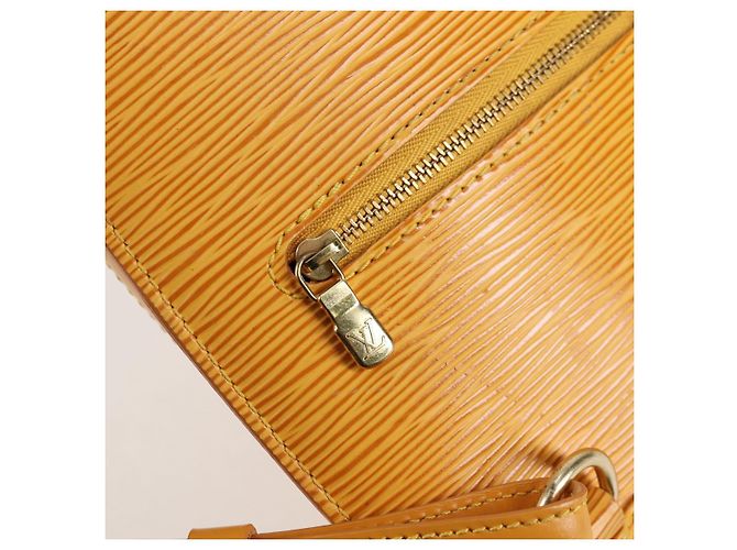 LOUIS VUITTON Mochila Epi Mabillon Amarela M52239 LV Auth BA3913 Amarelo - vista 20