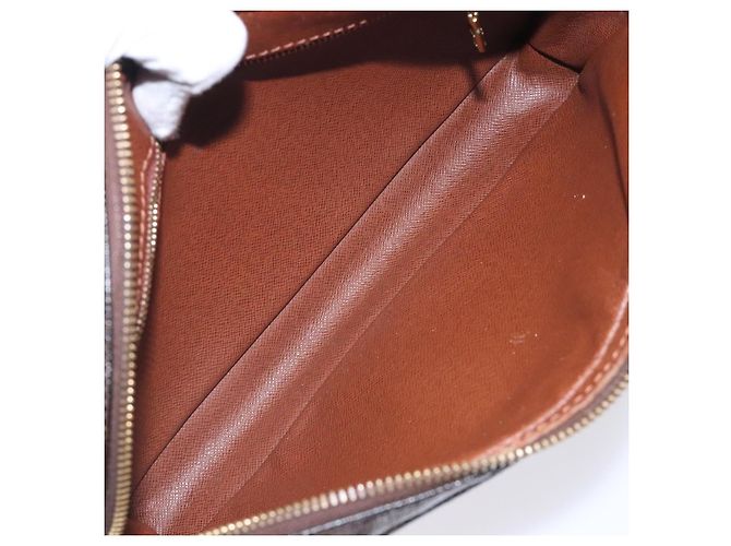 LOUIS VUITTON Clutch Marly Dragonne GM Monogram M51825 LV Auth 133649 Monogramma - vista 9