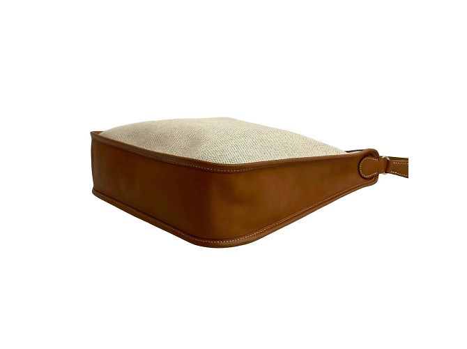 Borsa a Spalla in Pelle H Buffle Toile PM Vespa di Hermès Marrone Bianco - vista 8