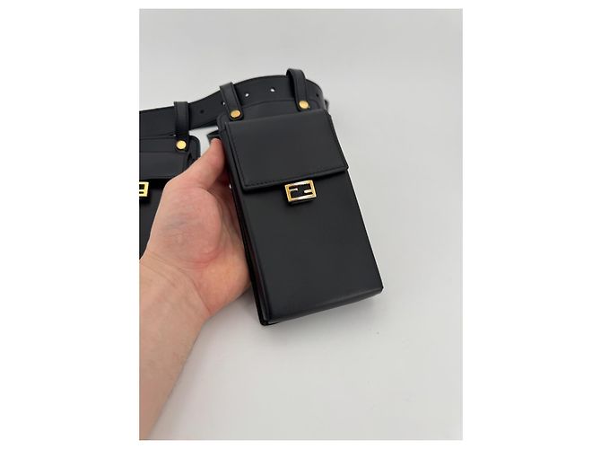 Borsa a cintura Fendi in pelle nera Nero - vista 15