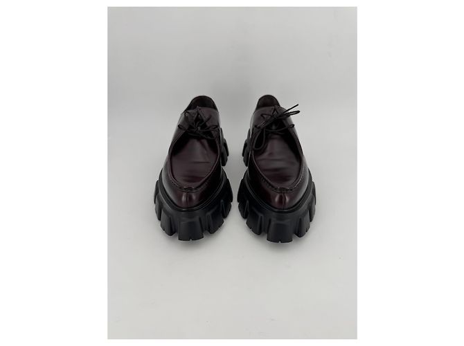 Sapatos com cadarço Prada Monolith em couro marrom - vista 2