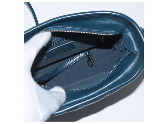 Chanel Borsa a spalla in pelle di agnello chevron Gabrielle piccola blu - vista 8