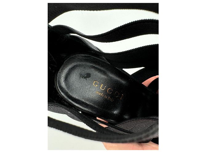 Gucci Gladiator Runaway Sandaletten mit Absatz Schwarz Stoff - Ansicht 10