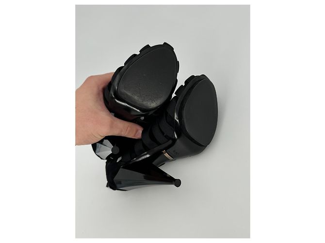 Gucci Gladiator Runaway Sandaletten mit Absatz Schwarz Stoff - Ansicht 8