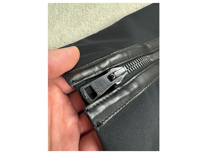 Calças Gucci de lã e couro preto com zíper - vista 3