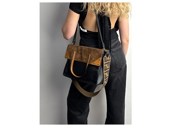 Borsa a tracolla Fendi Flip nera in pelle Nero - vista 3