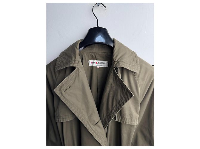 Trench coat militar Yves Saint Laurent Khaki de algodón Caqui - vista 11