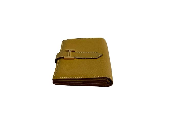 Tarjetero Mini Bearn de cuero Chèvre de Hermès Amarillo - vista 4