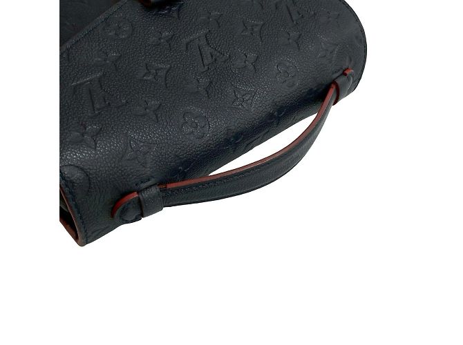 Borsa a Spalla Pochette Metis MM in Pelle Monogram Empreinte Louis Vuitton Rosso Blu navy - vista 4