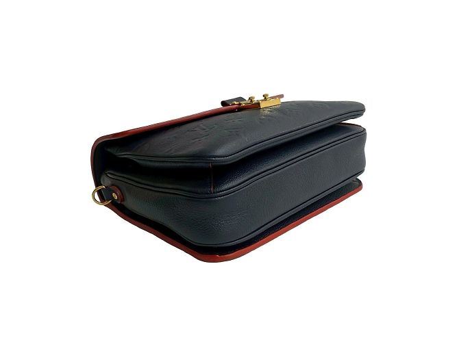 Borsa a Spalla Pochette Metis MM in Pelle Monogram Empreinte Louis Vuitton Rosso Blu navy - vista 7