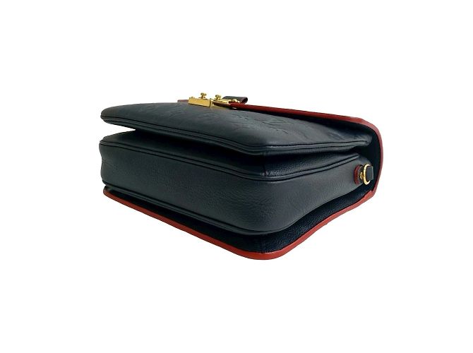 Borsa a Spalla Pochette Metis MM in Pelle Monogram Empreinte Louis Vuitton Rosso Blu navy - vista 8
