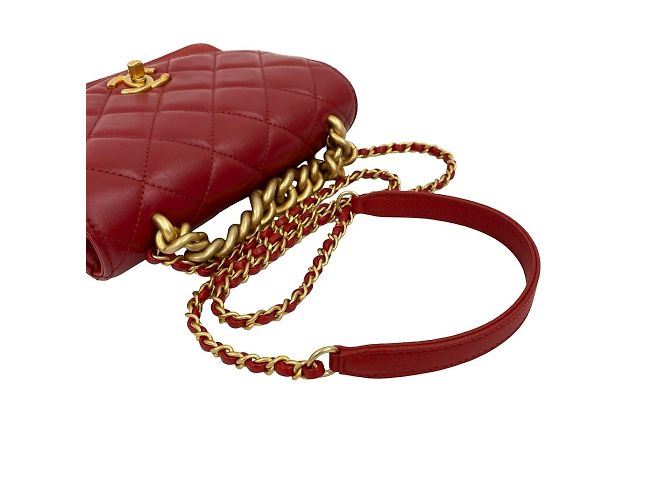 Borsa a Spalla Chanel Small Flap in Caviar e Pelle di Vitello Rosso - vista 4