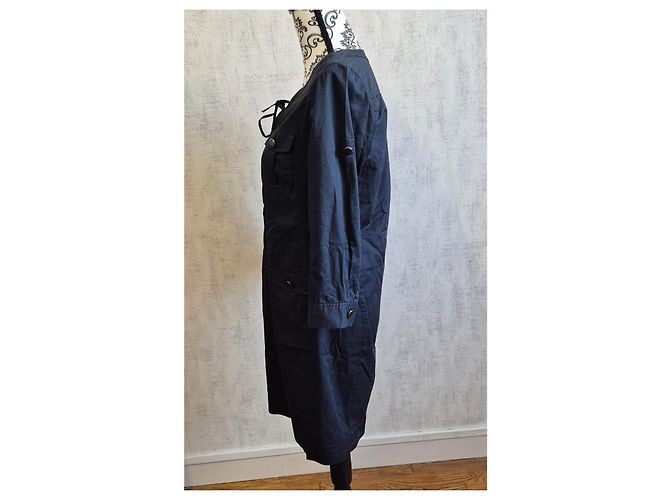 Gerard Darel Schwarzes, tailliertes Kleid mit 3/4- oder kurzen Ärmeln Gérard Darel Oberteil mit Kordel Größe 38 - Ansicht 4