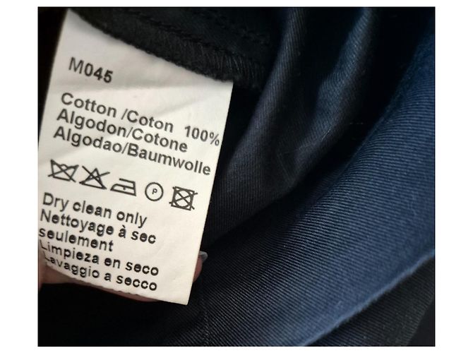 Gerard Darel Schwarzes, tailliertes Kleid mit 3/4- oder kurzen Ärmeln Gérard Darel Oberteil mit Kordel Größe 38 - Ansicht 7