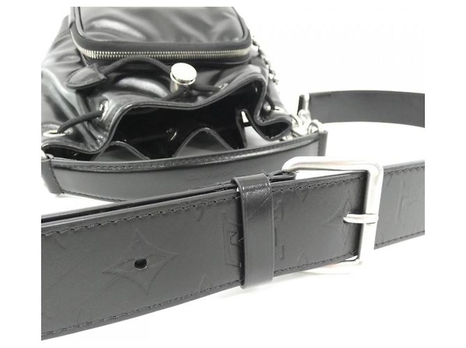 Borsa a Spalla LV NIGHT Noe Cargo di Louis Vuitton Nero - vista 7