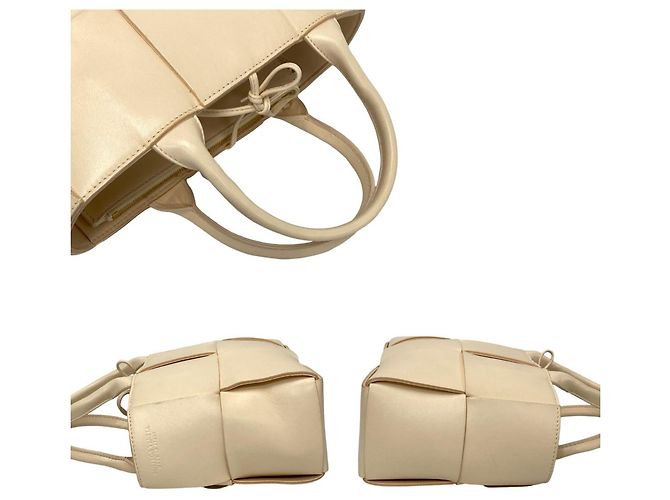 Bottega Veneta Arco Borsa in Pelle 2 in 1 a Spalla/Mano - vista 5