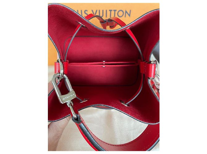 Néonoé Louis Vuitton Noé MM Rosa in pelle Epi - vista 7
