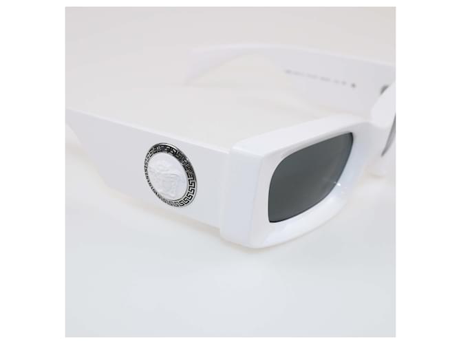 Versace White/Black Rectangular Sunglasses - view 6