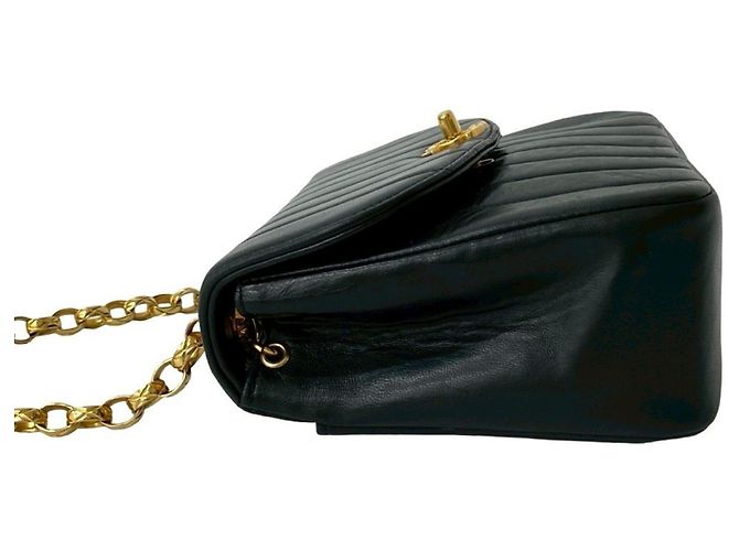 Borsa a Spalla in Pelle di Agnello Coco di Chanel Nero - vista 5