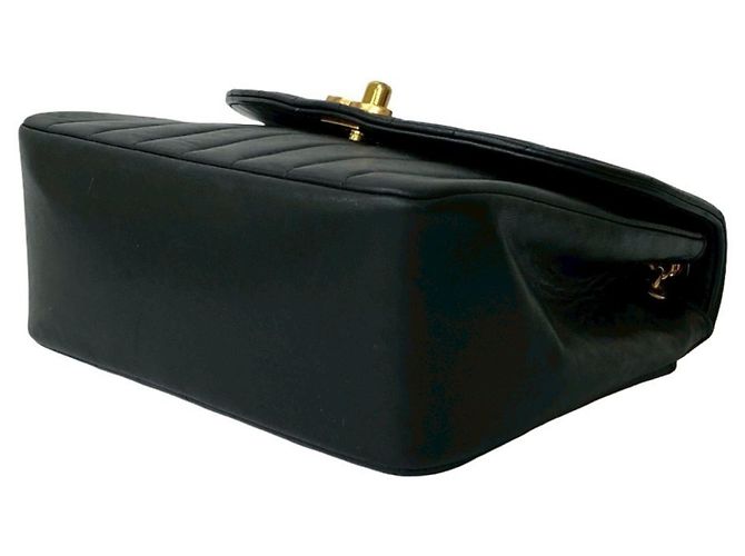 Borsa a Spalla in Pelle di Agnello Coco di Chanel Nero - vista 8