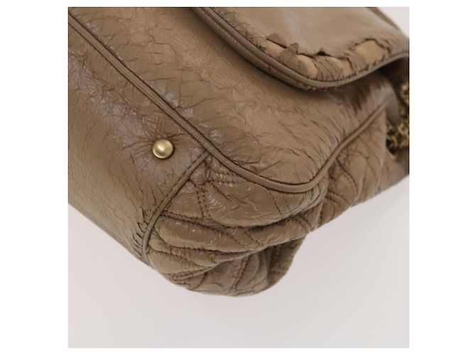Bolsa de Ombro CHANEL em Couro Vinilado Bege Dourado CC Auth 133615 - vista 10