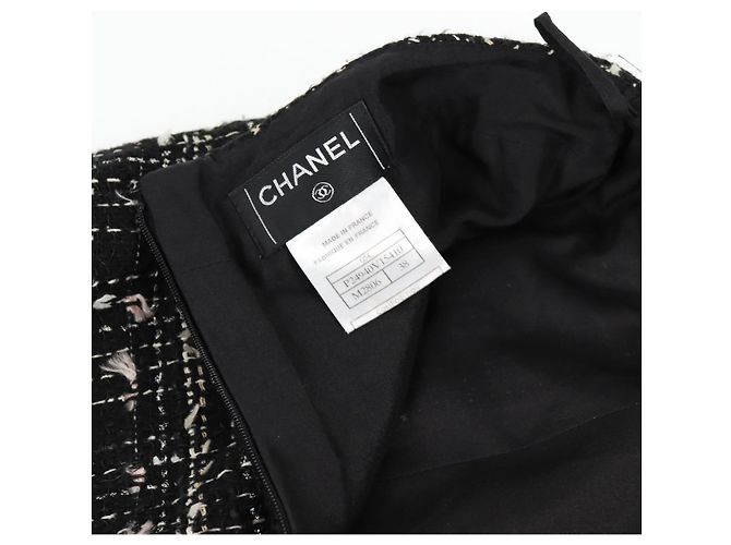 Chanel Falda de Tweed Negra CC Auth am8645V Negro - vista 15