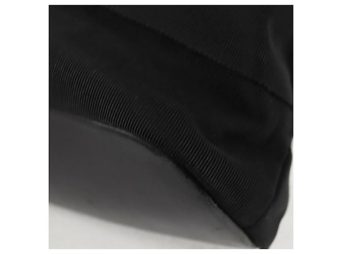 Borsa a Spalla Vala in Tela Nera e Argento di Salvatore Ferragamo Auth bs27291 Nero - vista 17
