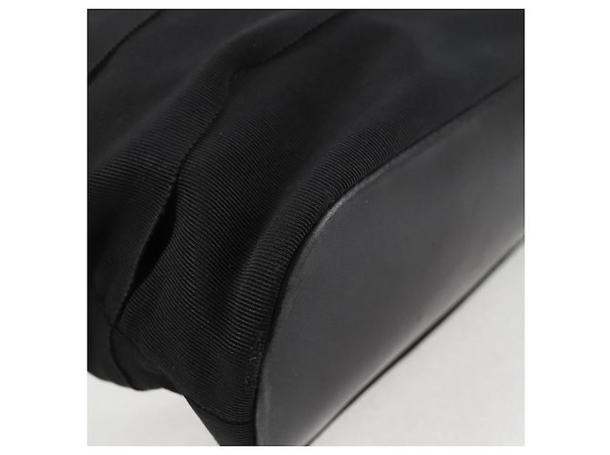 Borsa a Spalla Vala in Tela Nera e Argento di Salvatore Ferragamo Auth bs27291 Nero - vista 9