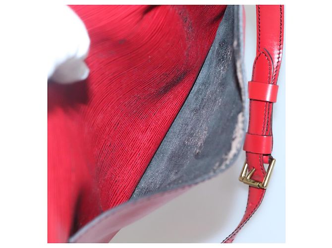LOUIS VUITTON Borsa a Spalla Epi Saint Cloud GM Rossa M52197 LV Auth 135874 Rosso - vista 11