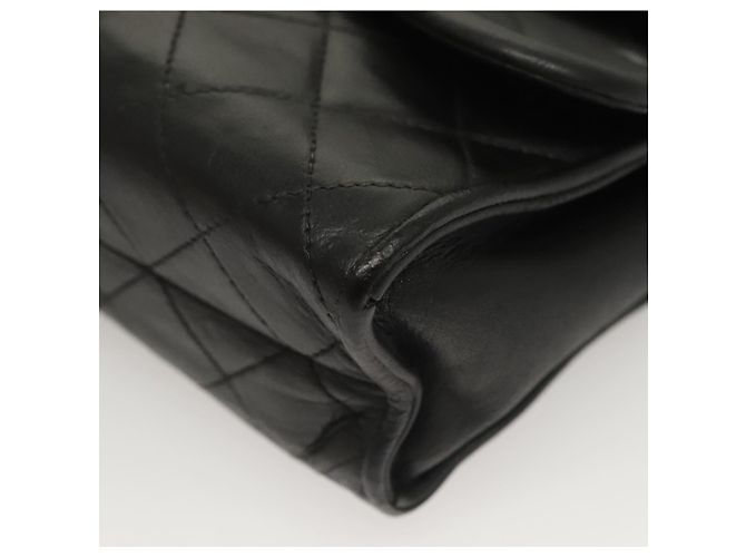 Borsa a Spalla con Catena CHANEL in Pelle Nera Oro CC Auth 133043 Nero D'oro - vista 15