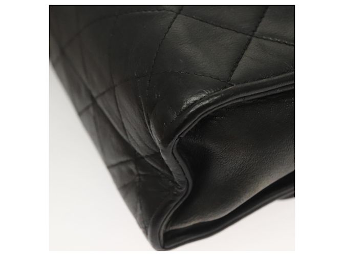 Borsa a Spalla con Catena CHANEL in Pelle Nera Oro CC Auth 133043 Nero D'oro - vista 17