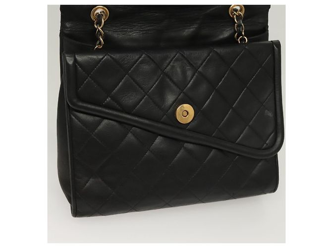 Borsa a Spalla con Catena CHANEL in Pelle Nera Oro CC Auth 133043 Nero D'oro - vista 19