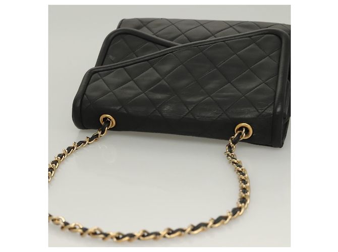 Borsa a Spalla con Catena CHANEL in Pelle Nera Oro CC Auth 133043 Nero D'oro - vista 6