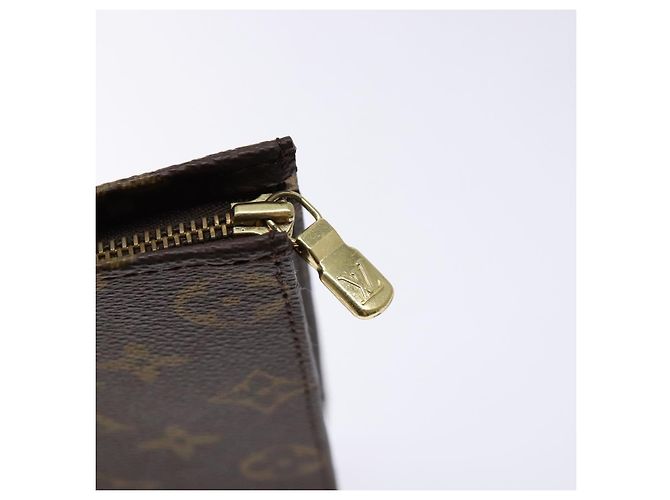 LOUIS VUITTON Poche Toilette Monogram 26 Pouch M47542 LV Auth 135895 Monogramma - Ansicht 9