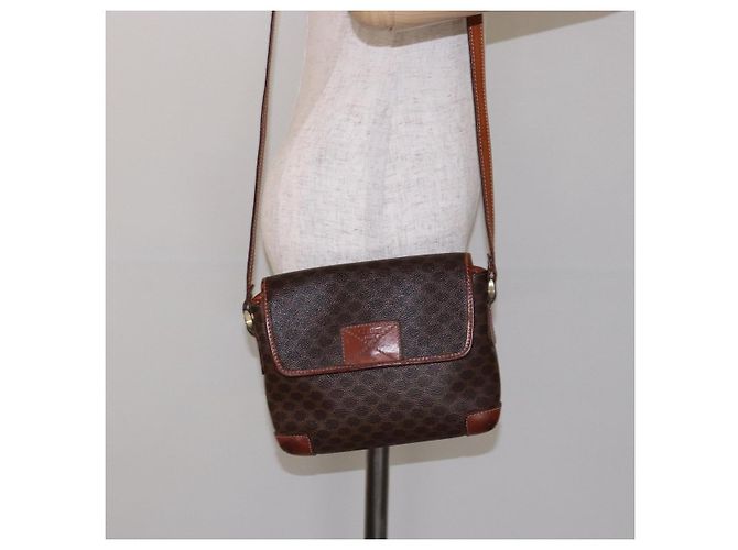 Céline Borsa a Spalla in Tela Macadam CELINE PVC Marrone Oro Auth 133924 D'oro - vista 23