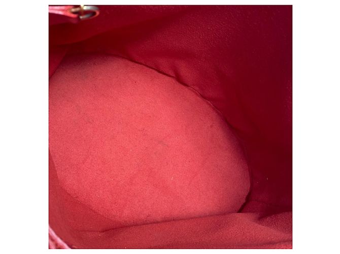 Sac à épaule Petite Bucket PM en Epi Louis Vuitton Rouge - vue 12