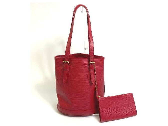Sac à épaule Petite Bucket PM en Epi Louis Vuitton Rouge - vue 3