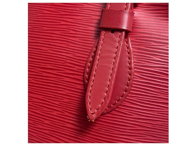 Sac à épaule Petite Bucket PM en Epi Louis Vuitton Rouge - vue 7