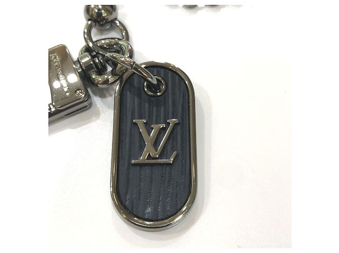 Louis Vuitton Silver Key Chain Silvery - view 6