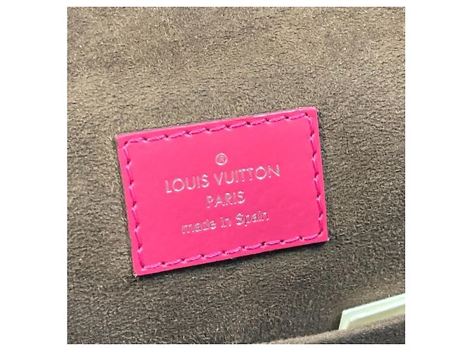 Borsa Cluny BB in Epi Louis Vuitton Rosa - vista 11