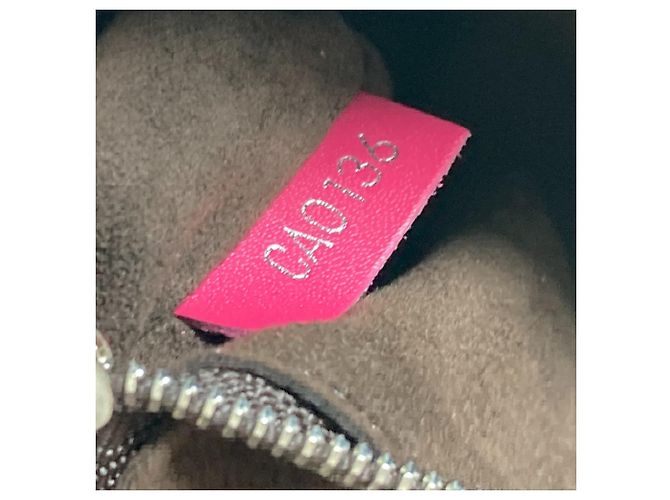 Borsa Cluny BB in Epi Louis Vuitton Rosa - vista 13