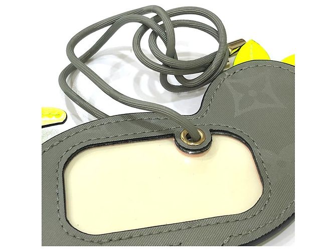 Charm per cane Porte Address Monogram in titanio Louis Vuitton Marrone - vista 7