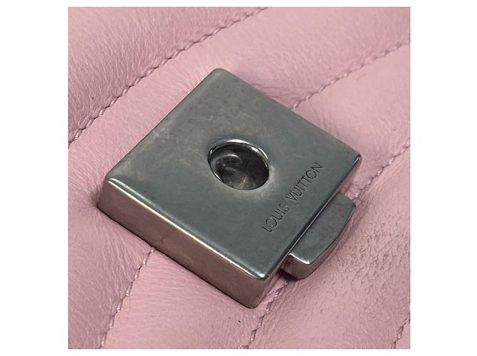 Borsa a catena New Wave MM Louis Vuitton M51944 Rosa - vista 15