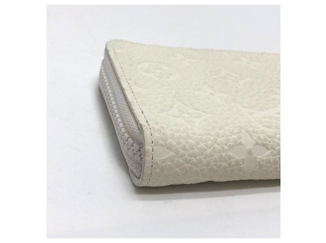 Louis Vuitton Monogram Zippy Wallet White - view 3