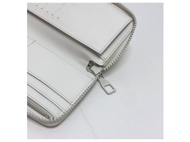 Louis Vuitton Monogram Zippy Wallet White - view 7