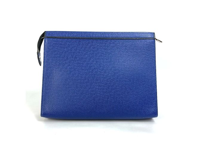 Pochette Voyage MM Taiga di Louis Vuitton Blu - vista 2
